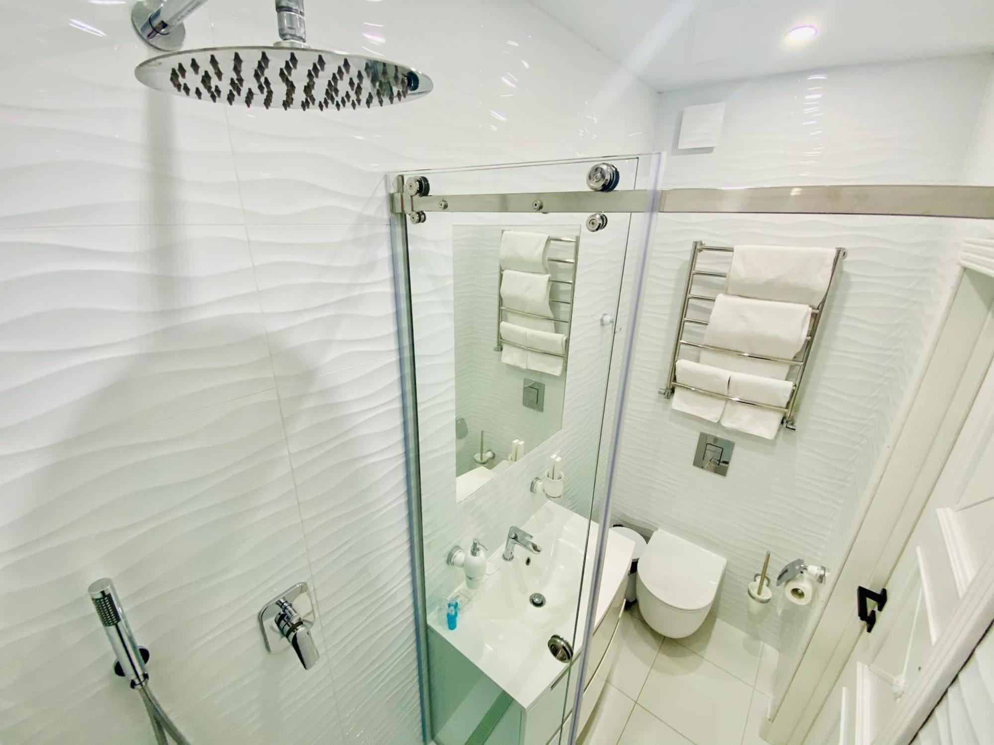Кращі Панорамні Квартири Skyhouse В Центрі Вінниці Безключовий Доступ! Apartment