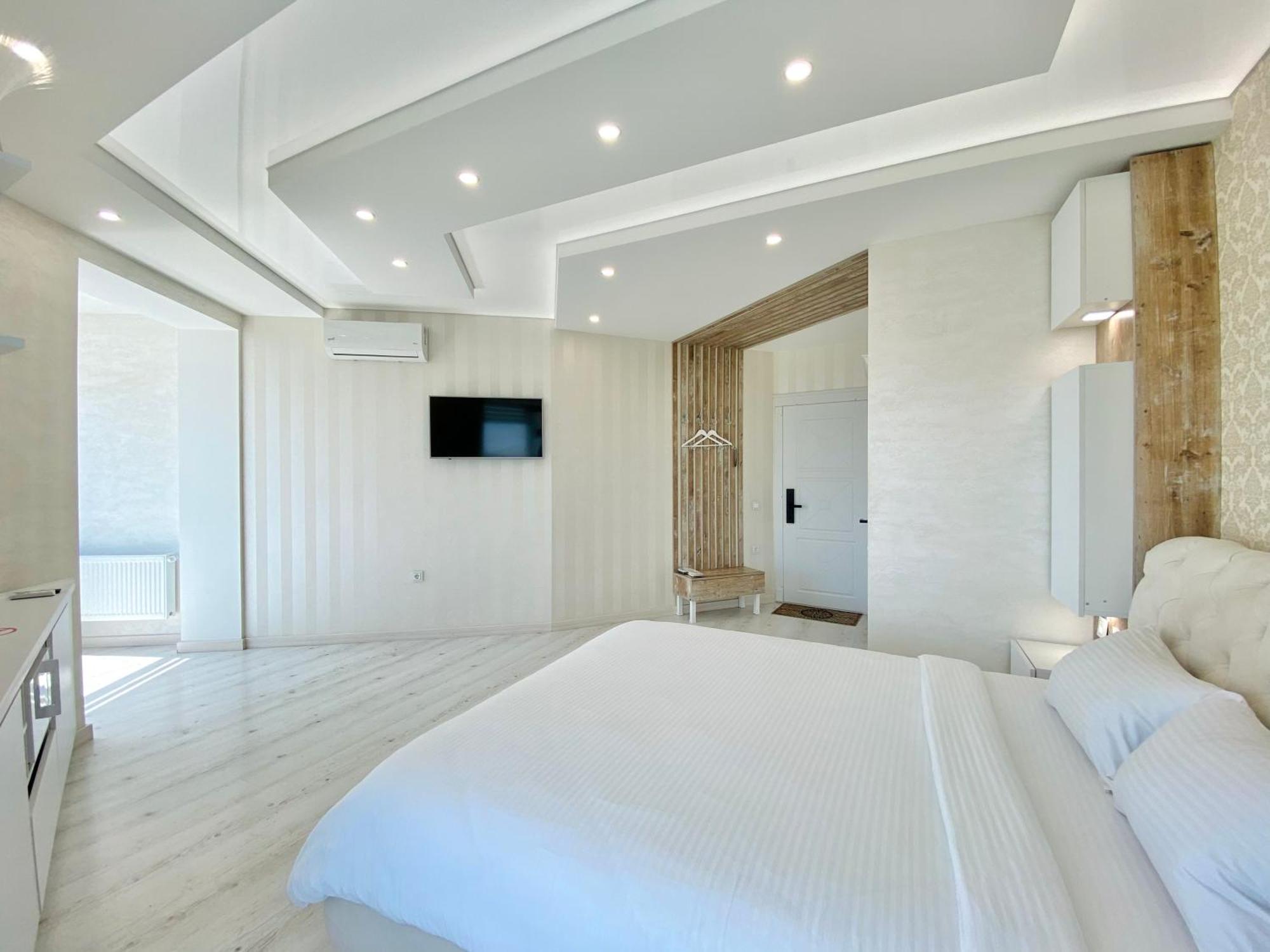 Кращі Панорамні Квартири Skyhouse В Центрі Вінниці Безключовий Доступ! Apartment *